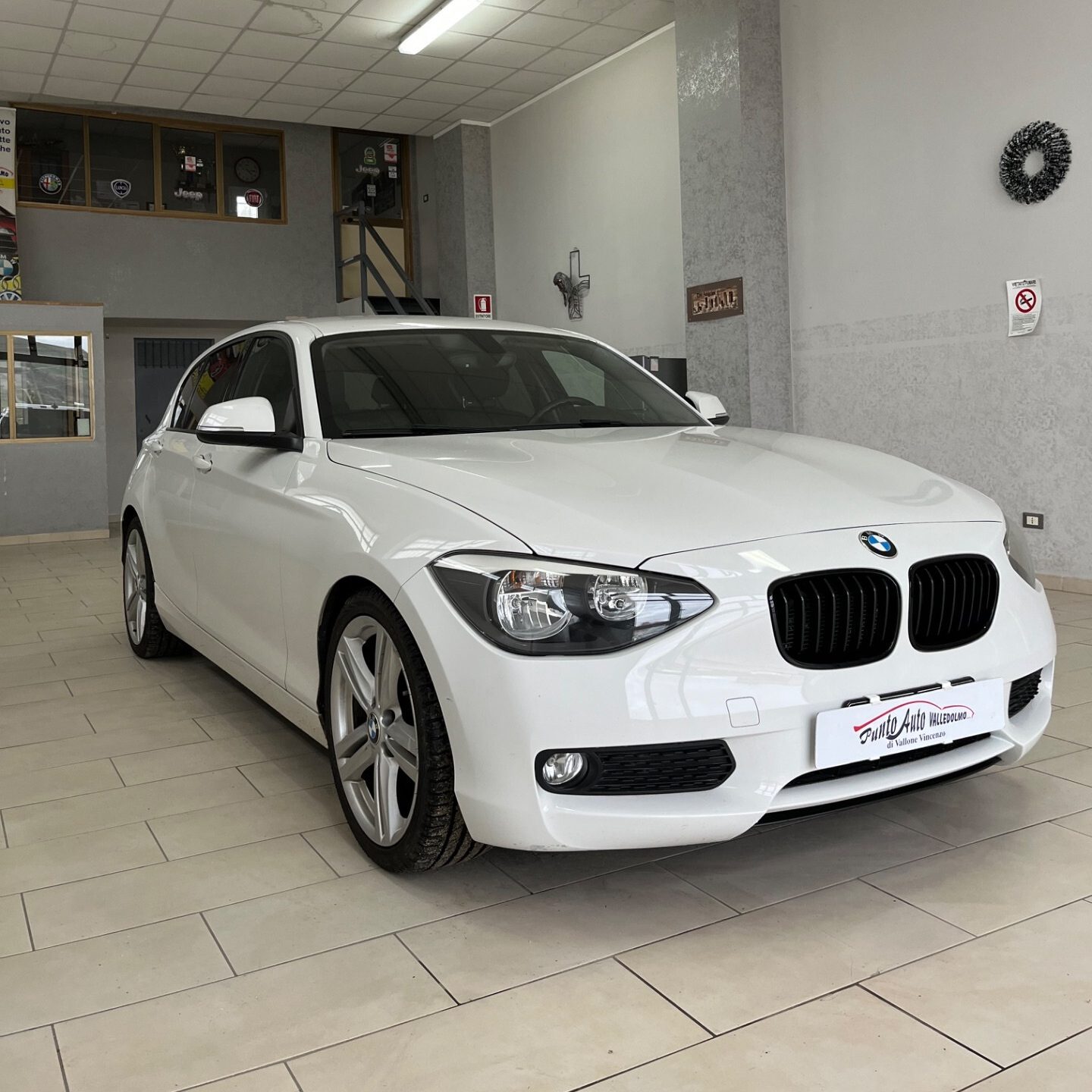 
										BMW 118d 2.0 full									